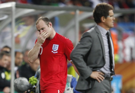 包含斯洛文尼亚痛失胜利，晋级形势堪忧的词条