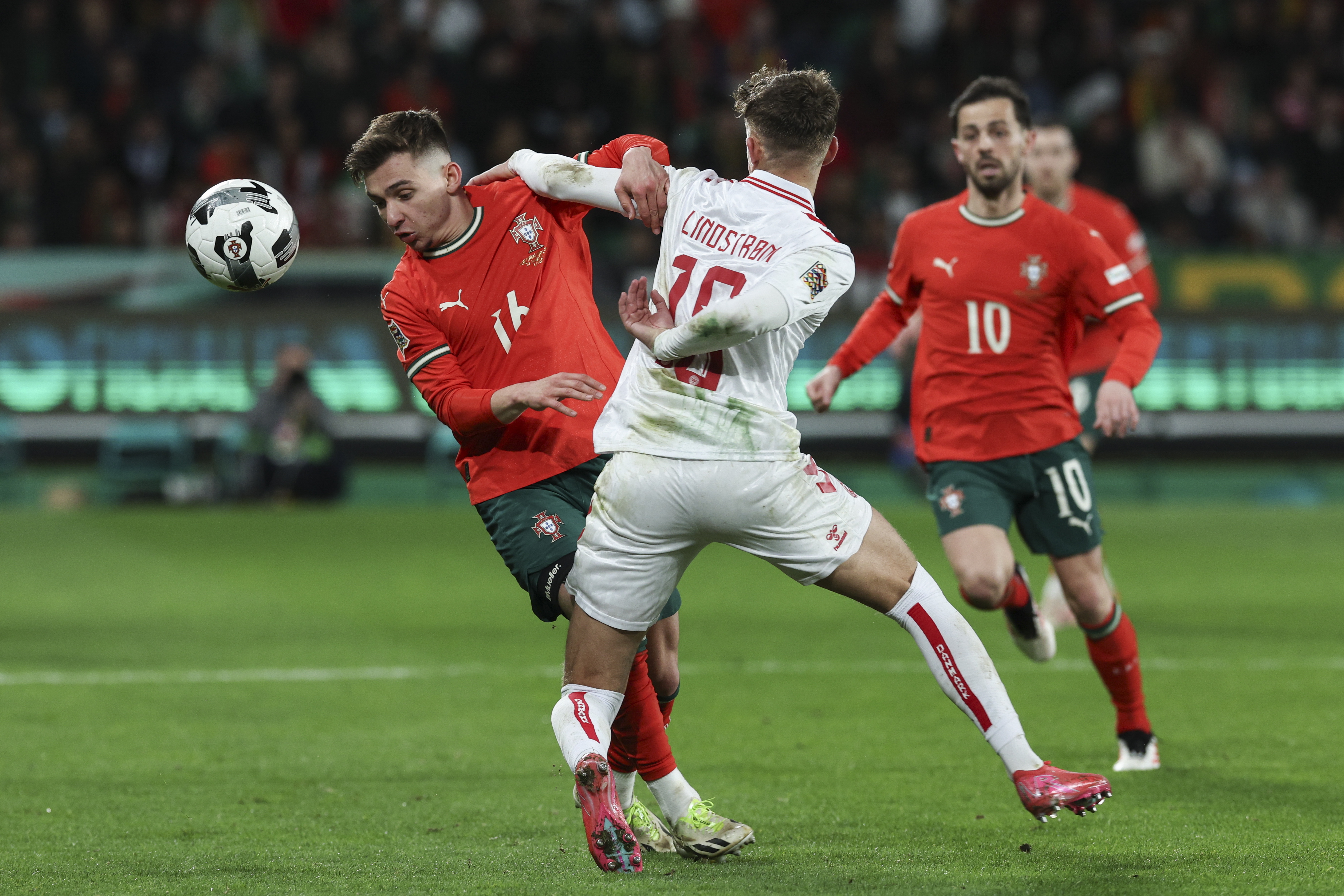 关于葡萄牙火力全开，备战淘汰赛抢位之战的信息