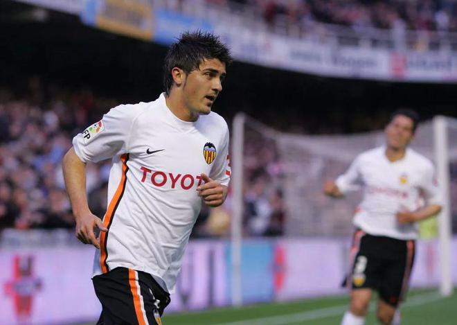 瓦伦西亚踢出优异表现，赢得掌声