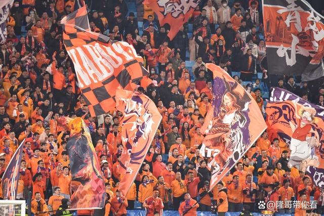 精彩瞬间回放，引发球迷激情