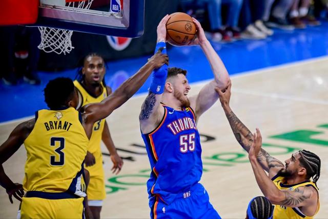 罗克队双塔表现抢眼，灭雷霆保持东部第六位置的简单介绍