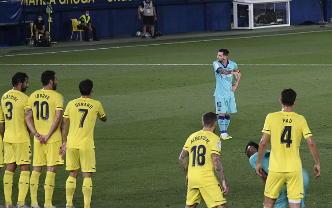 包含今日焦点：西班牙登顶，关键一战的词条