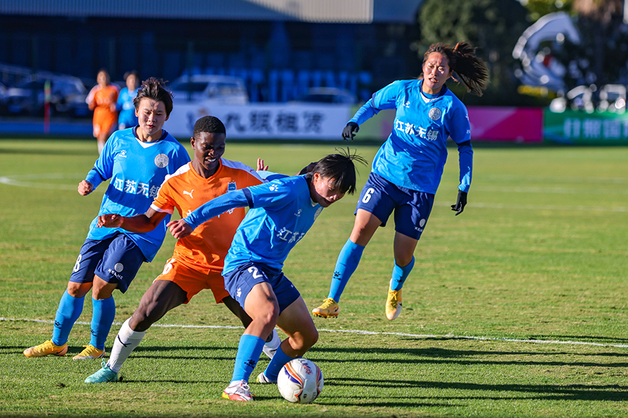 高水平女子足球赛事成为热门话题的简单介绍