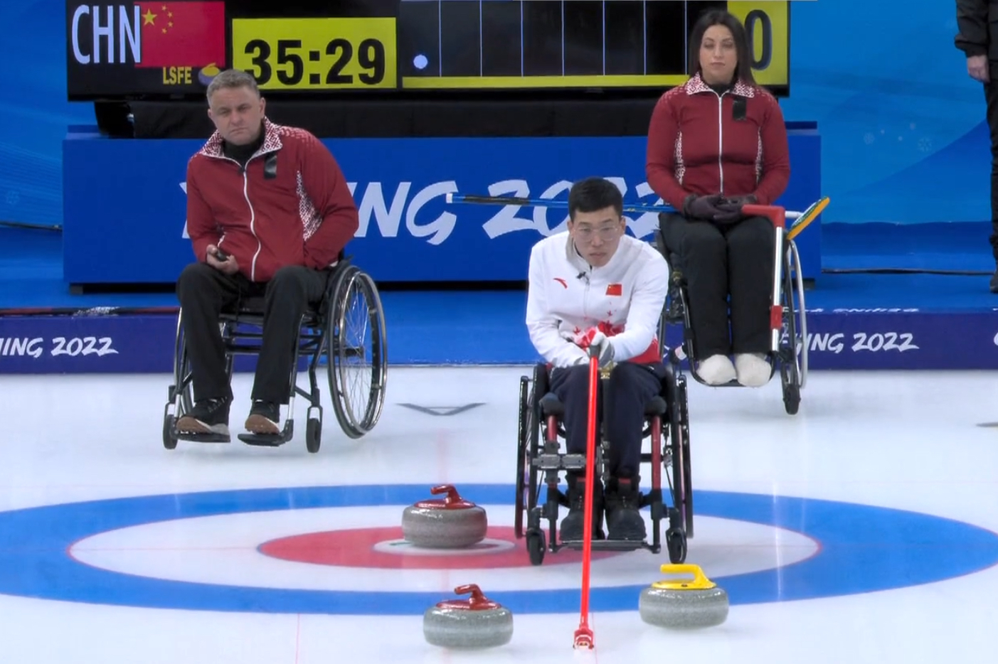 关于拉脱维亚选手在游泳项目中连胜的信息