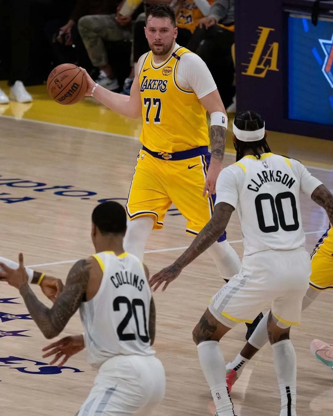 湖人横扫国王，取得四连胜