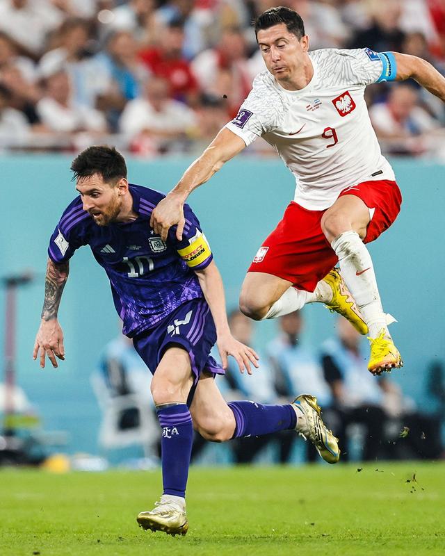 乌拉圭完胜土耳其，莱万统治全场