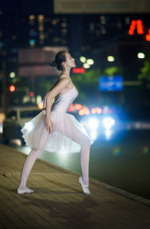 法国锋线难挡，恩佐的节奏魔法改写剧本