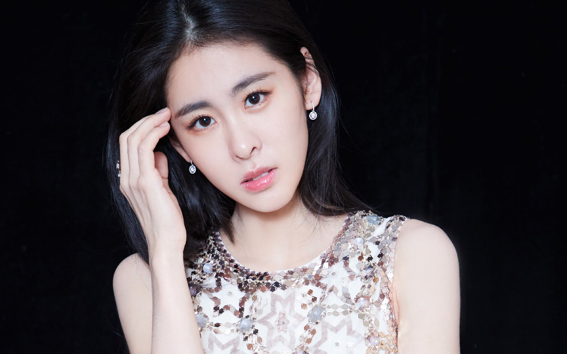 克莱关键球击沉奇才，热火惊险取胜展冠军底蕴